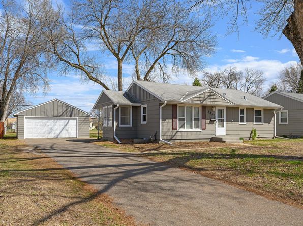 5442 Maryland Ave N, Crystal, MN 55428