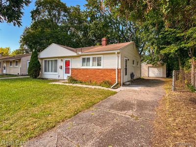 22051 Fern St, Oak Park, MI, 48237