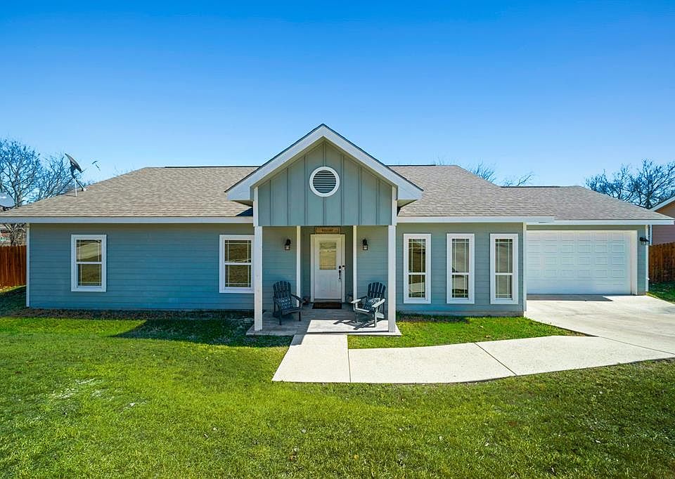 1st image of 2318 Mesa Park Dr