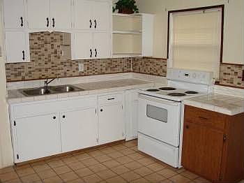 4th image of 701 Cincinnati Ave