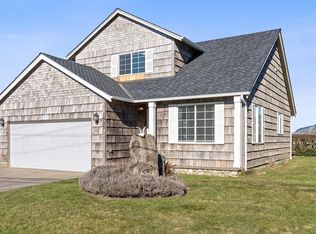 1555 NW 39th St, Lincoln City, OR 97367