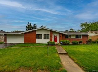 720 Bradfield Dr, Dayton, OH