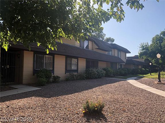 2nd image of 6130 Meadowgrass Ln #0