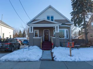 823 W 4th Ave, Oshkosh, WI 54902