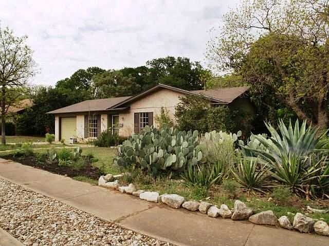 1st image of 800 Emerald Wood Dr