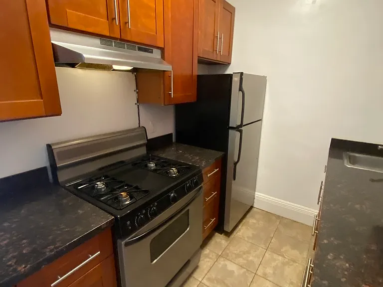 1461 Alice Street — Photo 40