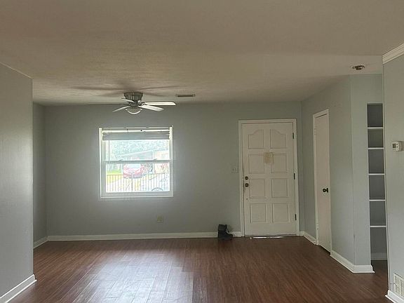 3rd image of 2837 MELHOLLIN Drive