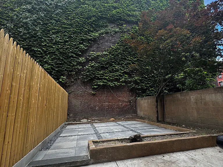 269 Alexander Ave #1B — Photo 33