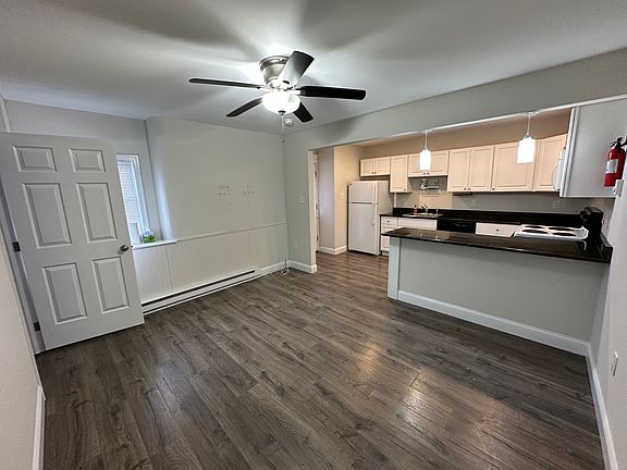 3rd image of 25 W 5th Ave Floor 1
