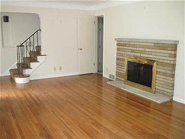 3rd image of 1156 S Belvoir Blvd