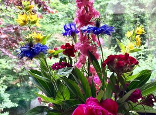 882 Foxglenn Ave, Eugene, OR 97405