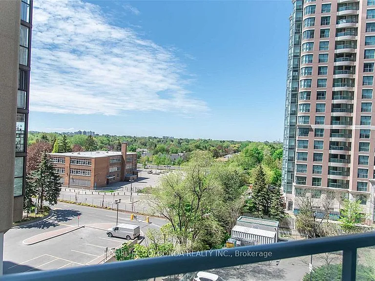 5500 Yonge St #505 — Photo 3