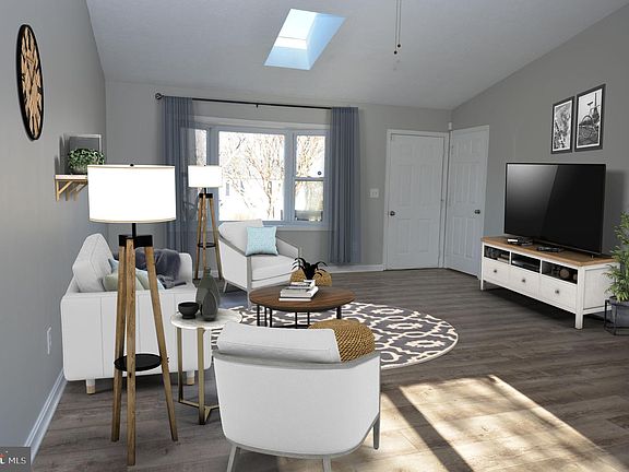 2nd image of 6721 Huntland Dr
