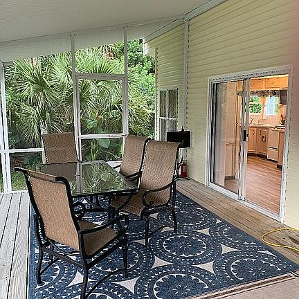 3rd image of 275 Plantation Dr