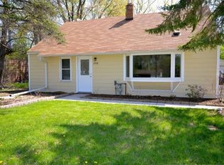 2998 Victoria St N, Roseville, MN 55113