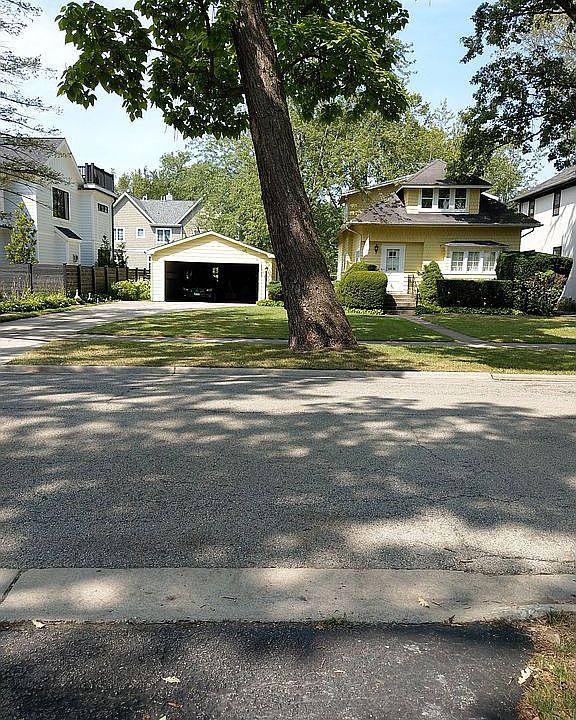2nd image of 462 Provident Ave