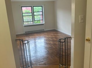 357 E 201st St APT 5E, Bronx, NY 10458