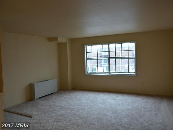 4th image of 4513 Romlon St APT 201