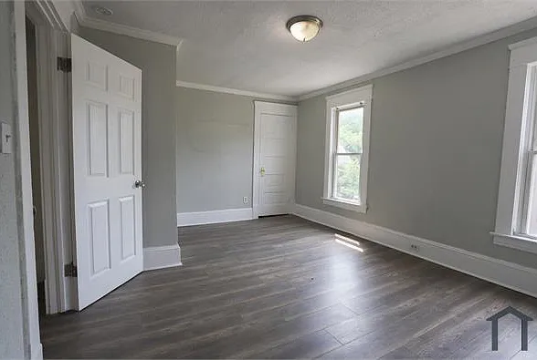 4 bed, 1770 sqft, $1,800 — Photo 2