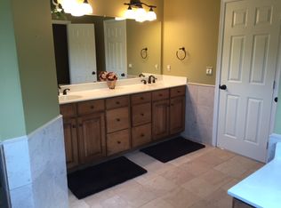 14924 Cub Run Park Dr, Centreville, VA 20120