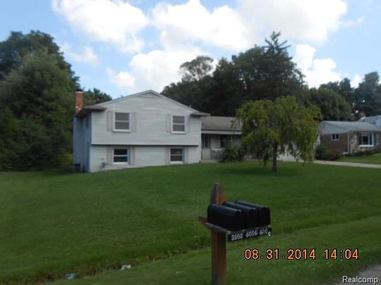 1st image of 4009 Iverness Ln