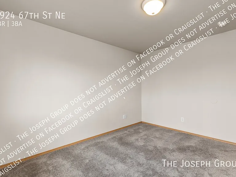 7924 67th St NE — Photo 32