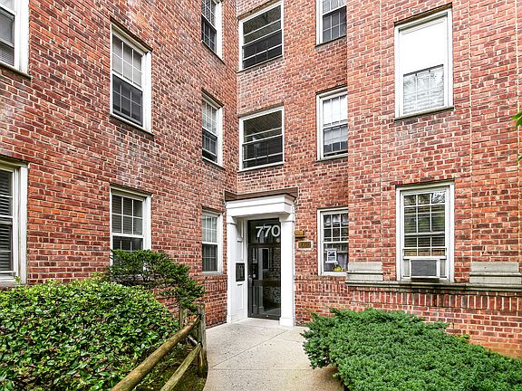 770 Bronx River Road