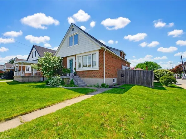 140 Parkdale Ave S, Hamilton, ON L8K 3P4