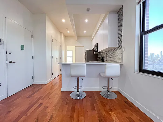 Rented by Corcoran | media 11