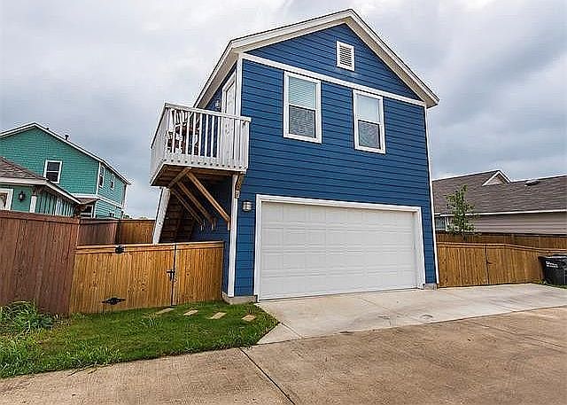 2nd image of 333 Newberry Trl