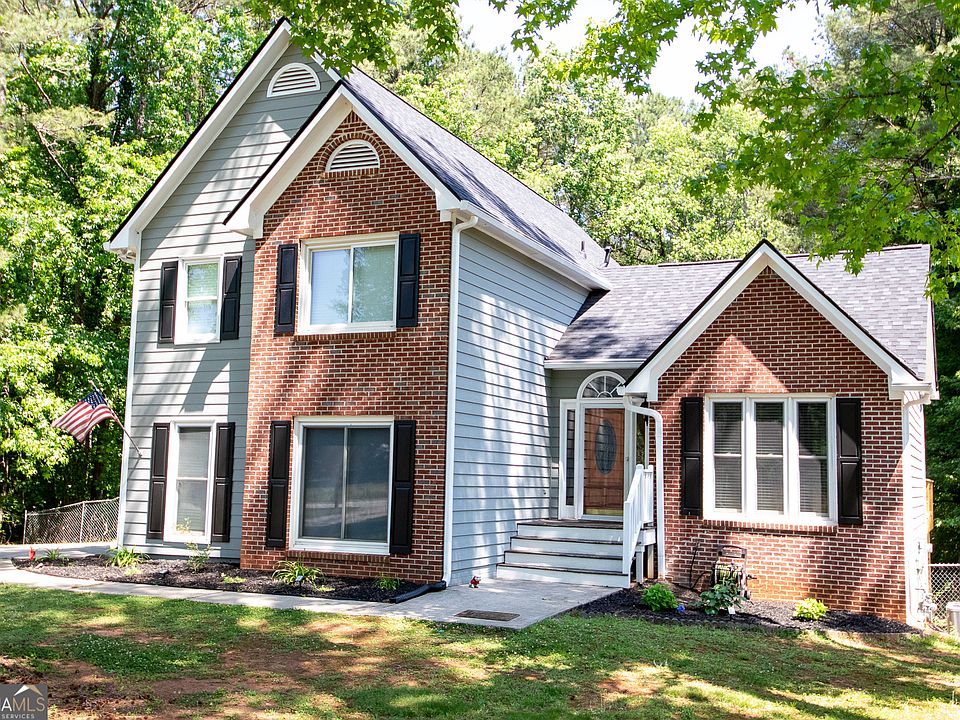 1st image of 64 Manchester Dr