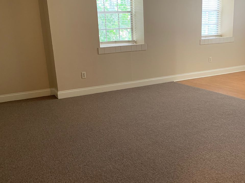 Spacious livingroom