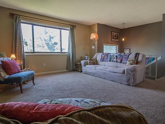5th image of 3014 Stillwater Dr