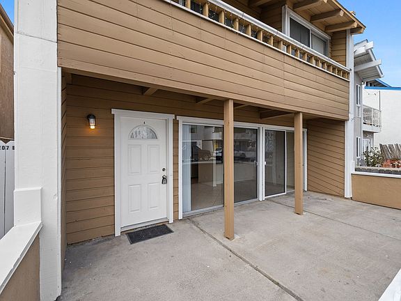 2nd image of 207 Orange St APT A