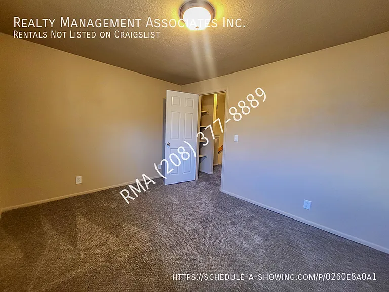 4812 W Richardson St #10 — Photo 10
