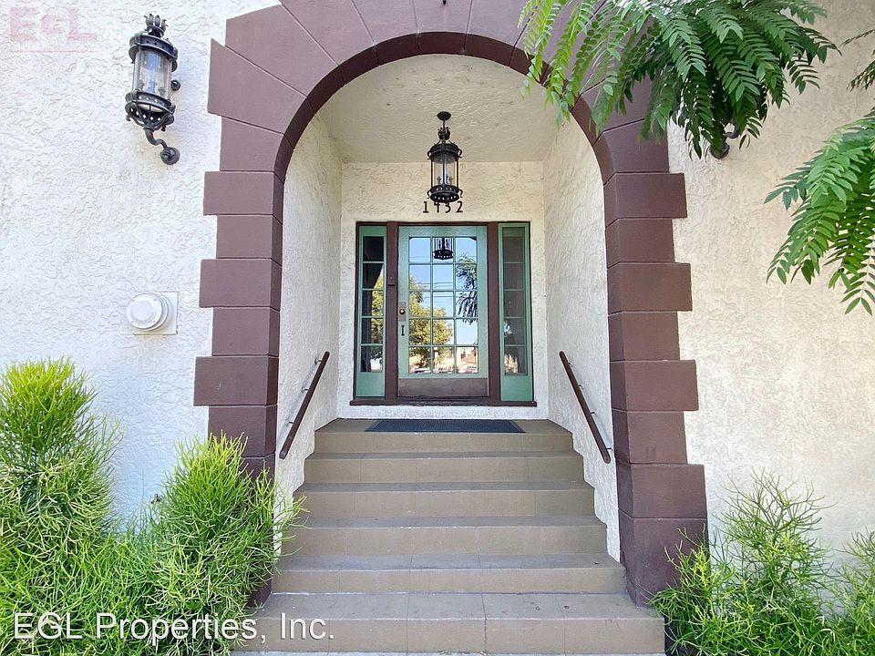 1st image of 1432 Echo Park Ave #111