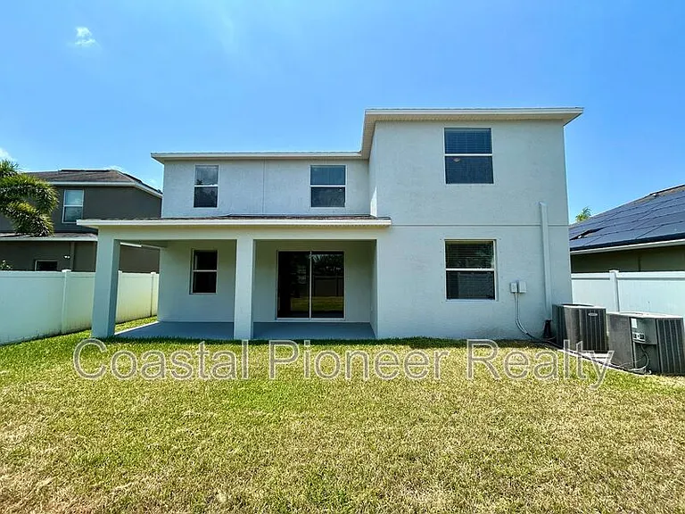 2123 Roanoke Springs Dr — Photo 40