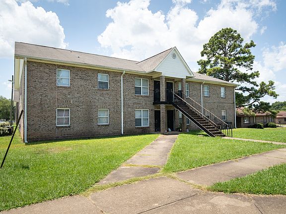 2nd image of 501 Martin Luther King Dr #Ac122be89