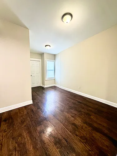 2125 1/2 McCulloh St #3 Photo 1