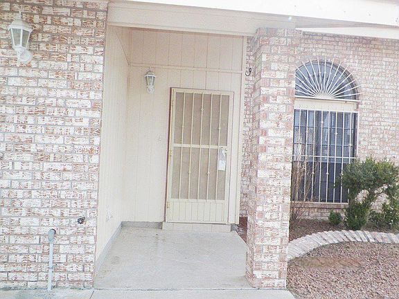 3rd image of 11568 Spencer Dr