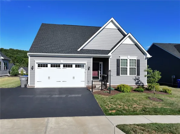 2018 Ringold Ct, Valencia, PA 16059