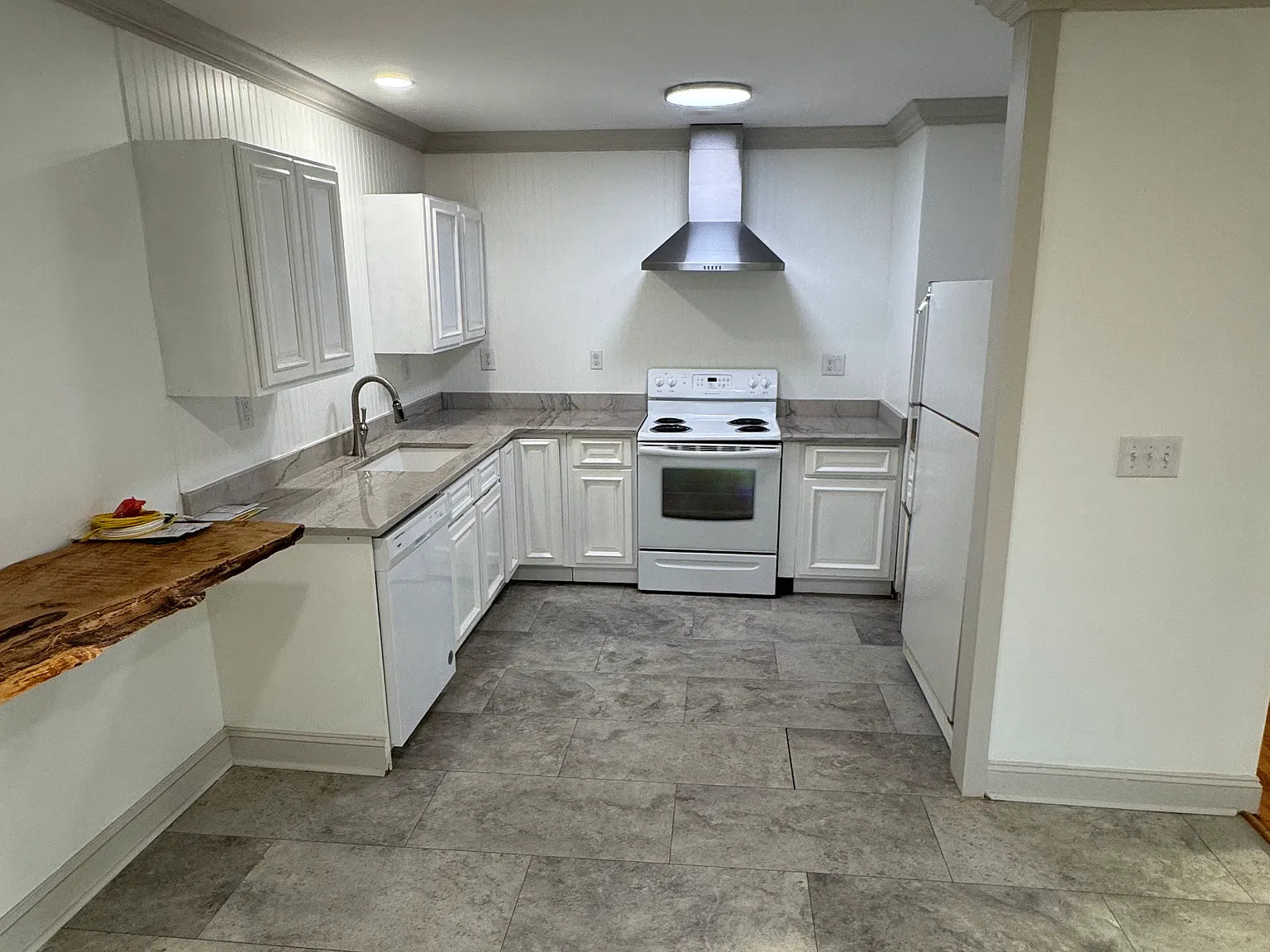 3 bed, 1205 sqft, $1,650 — Photo 3