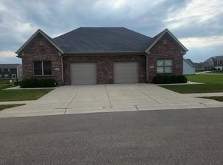 271 W Raymond Ave, Trafalgar, IN 46181