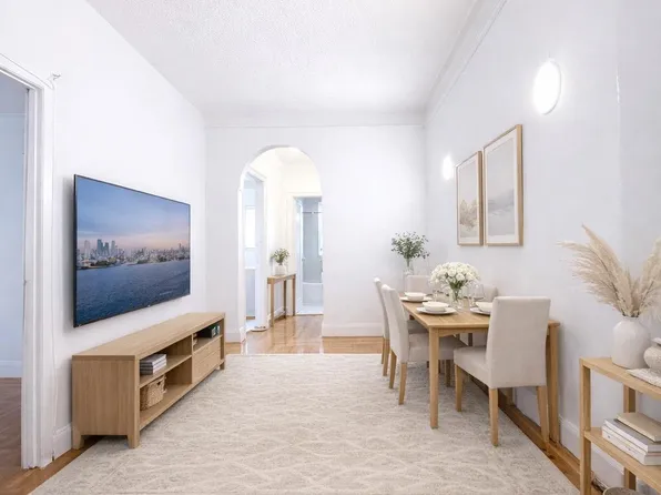 14416 35 Avenue #3, Flushing, NY 11354