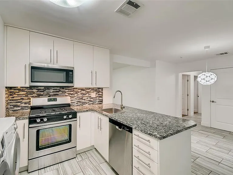 4813 Blueberry Trl — Photo 8