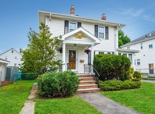 10 Taylor St, Quincy, MA 02170