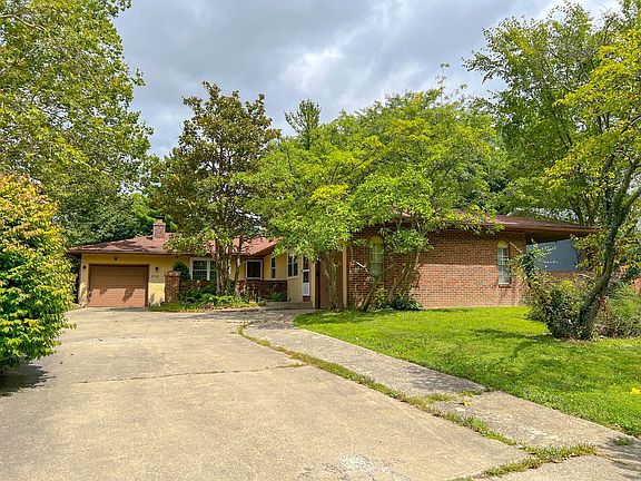 2nd image of 2722-2724 Blendon Woods Blvd