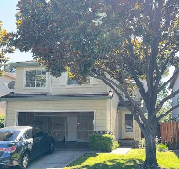 8780 White Cedar Ln — Photo 1