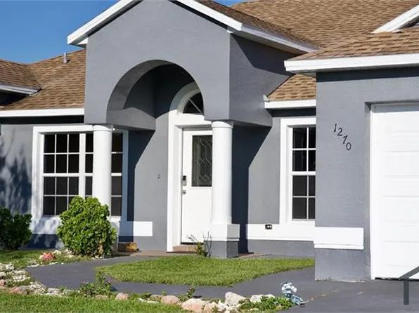 1270 Campo Ave NW, Palm Bay, FL 32907