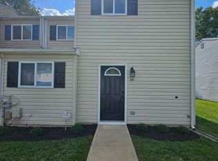 50 Egret Ct, Newark, DE 19702
